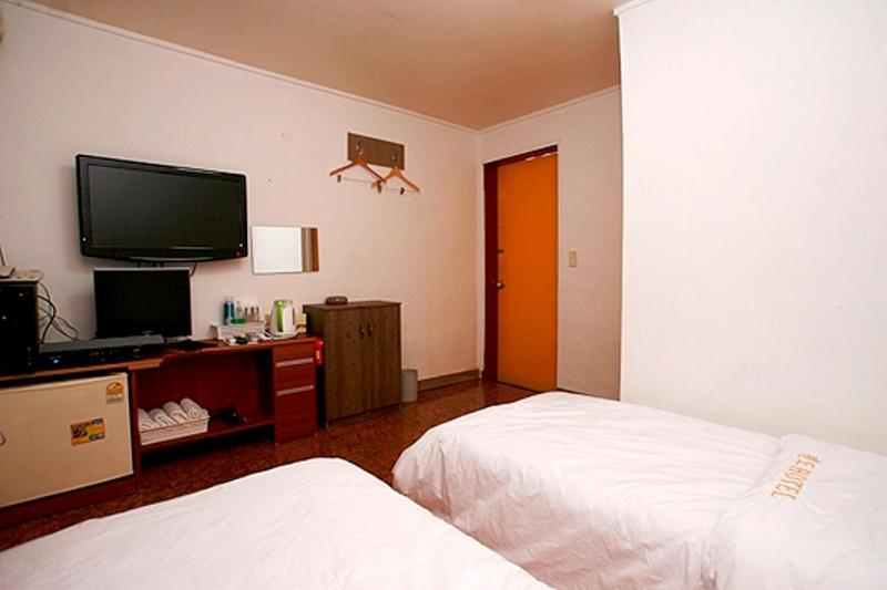 Jongno Bando Hotel Szöul Szoba fotó